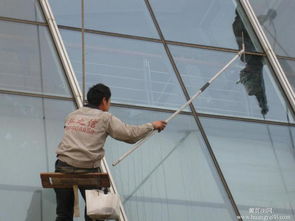 嶗山區(qū)專(zhuān)業(yè)外墻清洗服務(wù) 高空外墻與辦公大樓玻璃清潔一站式解決方案